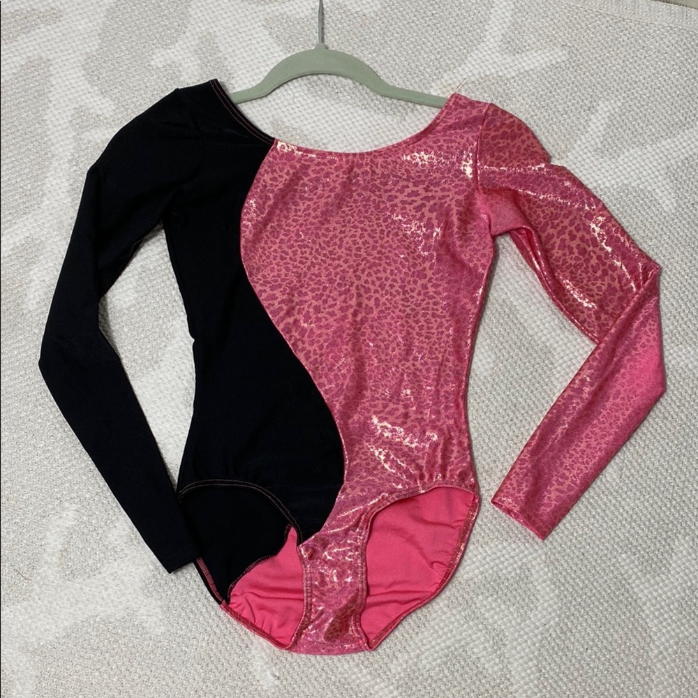 Mondor Woman’s Pink and Black One Piece Leotard! Long Sleeves Size S